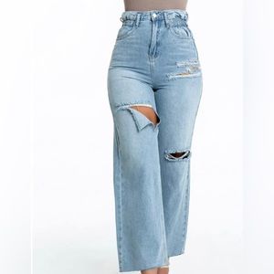 High-Waisted Ripped Detail Palazzo Jeans Light Wash Wide Leg Size Large (8/10)